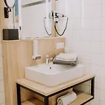 Hotel Jann Von 4*