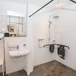 Jann Von 4*